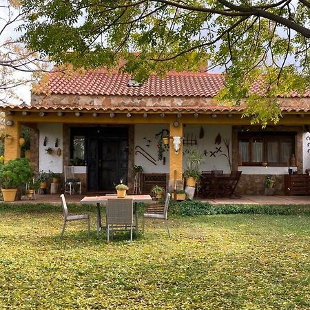 Casa Rural La Coscoja 梅里达 外观 照片
