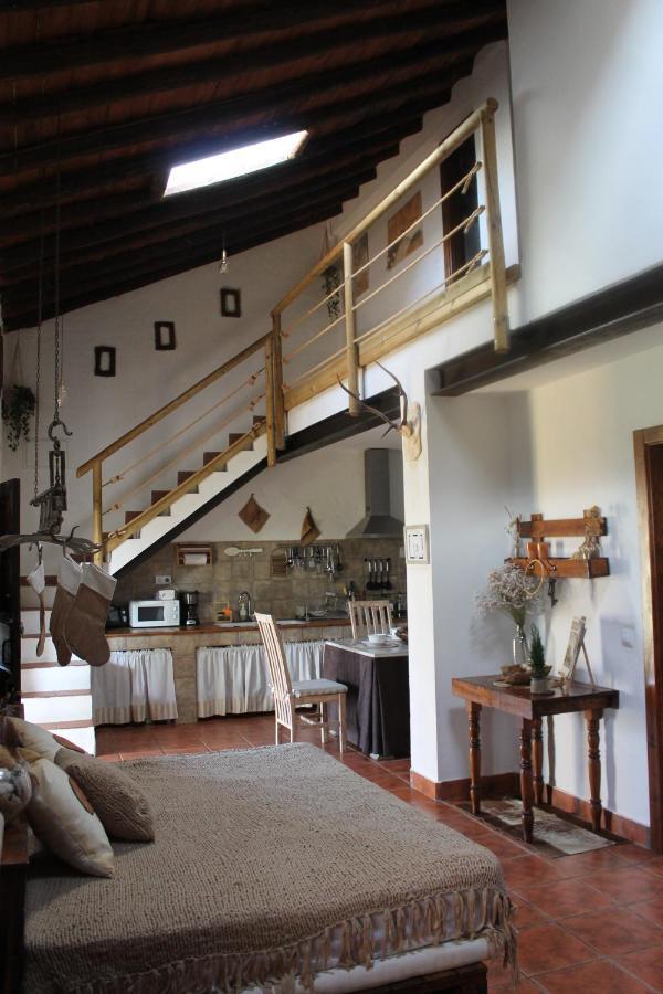 Casa Rural La Coscoja 梅里达 外观 照片